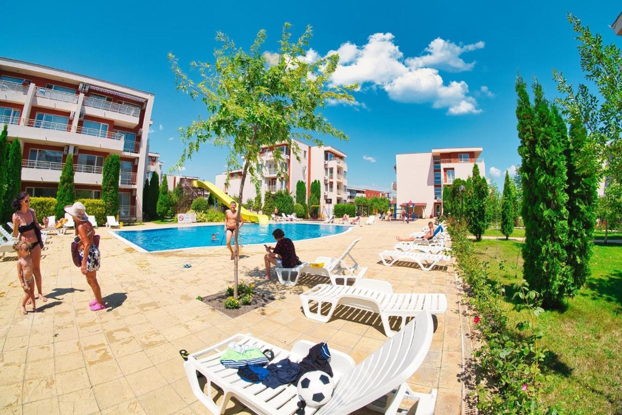 Nessebar Fort Club - Prestige Apartments Сонячний Берег Екстер'єр фото